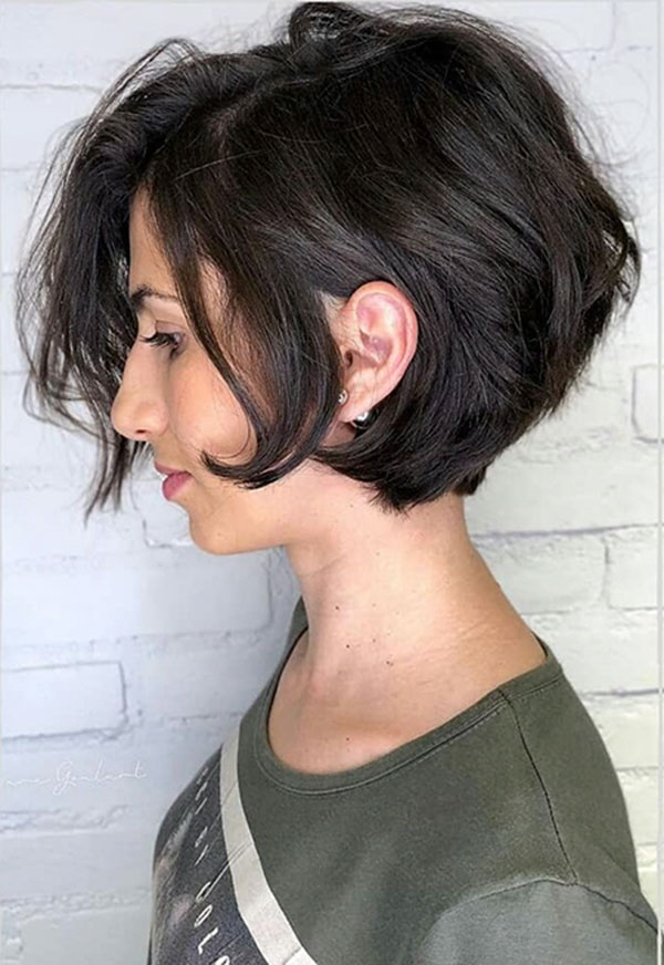 short haircuts women 2021
