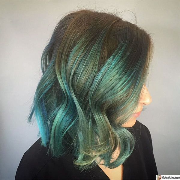 women's green hair color
